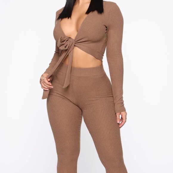 Fashion Nova matching sweater set - Picture 1 of 4